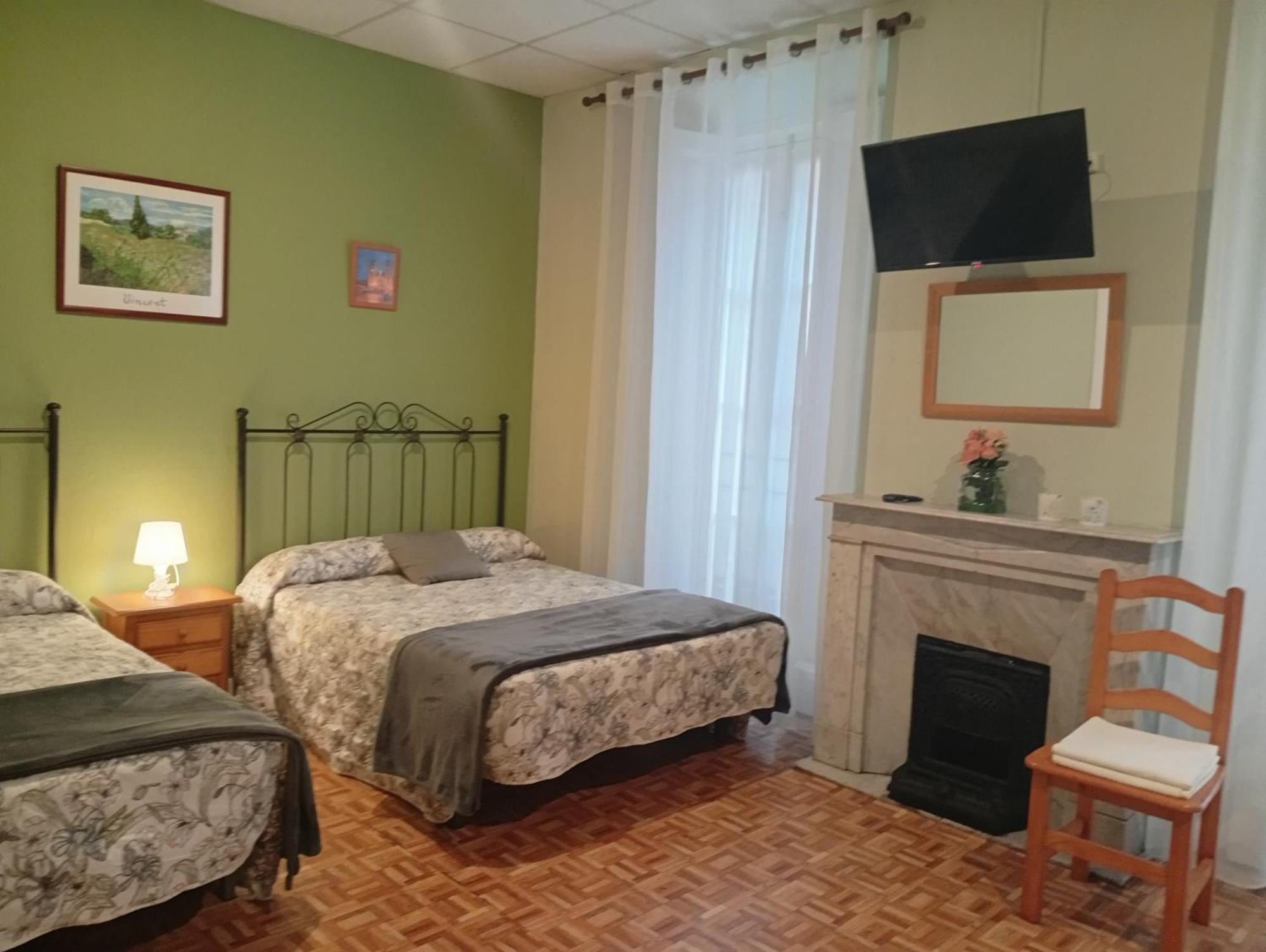 Hospedaje Don Pelayo Χιχόν Δωμάτιο φωτογραφία